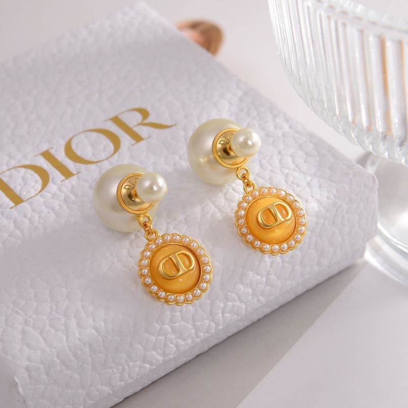 chr1st1an D10r earrings